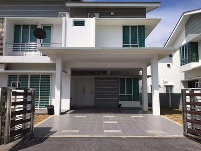 Puchong [ New Year BIG OFFER 50% !] 2storey 24X75 Freehold ,Gated & Guared