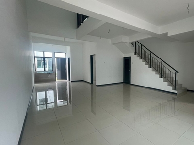Saujana Perdana Sungai Buloh Double Storey Landed Terrace house for rent @ Mawar Sari Brand new unit