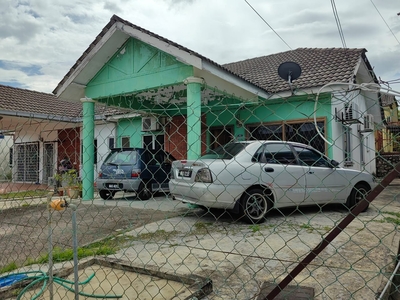 Taman Pinang Gading, Seremban, Negeri Sembilan, Single Storey Semi Detached House