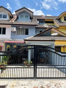 2 ½ storey Taman Desa 4 Bandar Country Homes Rawang selangor Renovated Facing open