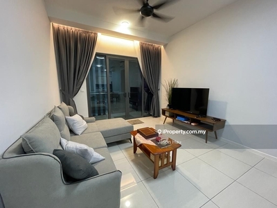 High floor furnished move-in condition seaview unit