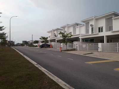 Hijayu Double Storey Terrace @ Bandar Sri Sendayan