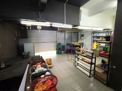 Jln Tropicana Petaling Jaya - Ground Floor Shop at Rumah Pangsa Damai.