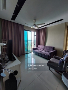 Parkhill Residence 1300sf 4r2b Near LRT Fully Furnished Unit For Rent