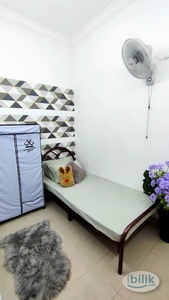 1 Month Deposit Fully Furnished Single Room Walking Distance to LRT Taman Bahagia, Free Wifi