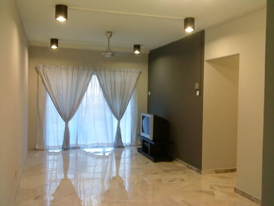 Akasia Apartment @ Taman Wawasan Puchong For Rent
