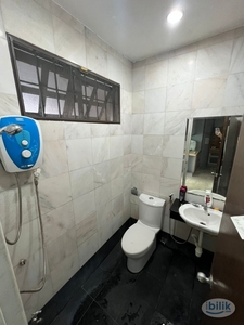 Bandar Utama Single room for rent