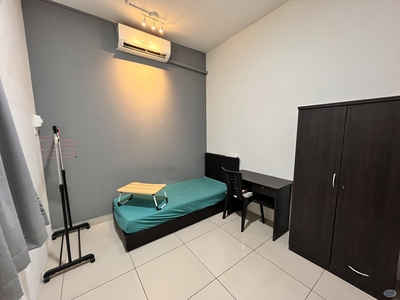 Beautiful Female Unit Single Rooms available for rent at Impian Meridian USJ 1 Subang Jaya !!!