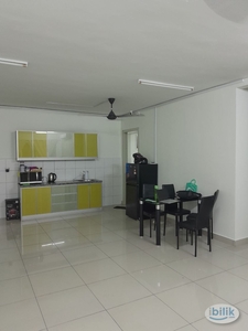 Vina Residency Fully Furnish Single Room with Aircond & Window for Rent
