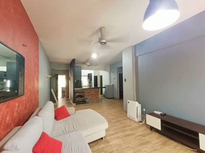 Fully renovated. Sri Jelatek Condominium. Seksyen 10. Wangsa Maju.