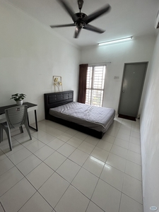 Mater bedroom with private bathroom in females unit at Residensi Laguna condo for rent