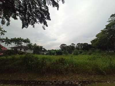 Residential Land at Green Quiet area near Istana Biru. 5 mins away from Amenities!