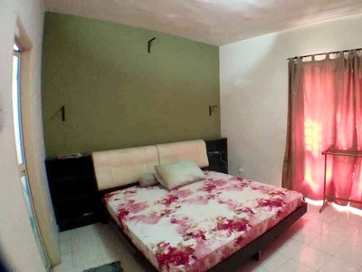 Spacious Bedroom with air-conditioner attached with balcony at Palm Spring Condo @Damansara, PJ