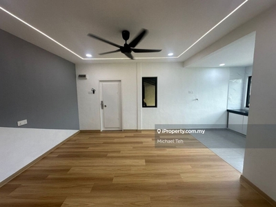 Bandar Selesa Jaya renovated flat for sale