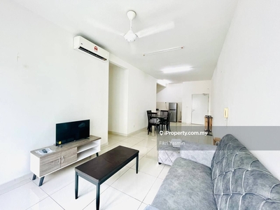 Corner Unit Apartment @ Service Residence Savanna Executive Suite
