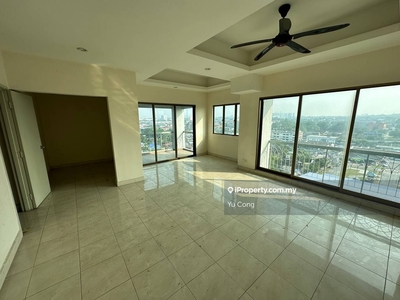 Danga View Apartment @ Market Cheapest Price High Floor Deplux