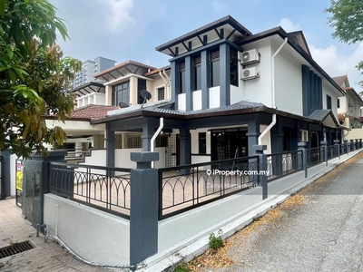 Endlot Furnished 2 Storey Link House, Taman Nusa Subang @ Subang Best