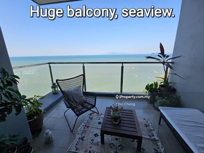 Seaview and 5 bedrooms