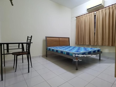 Suriamas Rooms For Rent