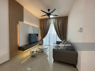Warm style decorated unit for rent. Walking distance to MRT/LRT.