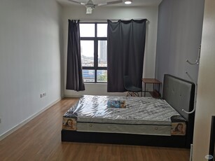 [female unit] Master Room at Casa Green, Bukit Jalil [parking available]