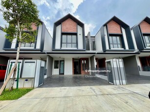 Freehold,Brand New Unit,Modern Design 2 Storey Terrace House for Sale