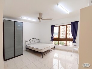 Just Renovated 【Master Room】Mix Gender Unit in Palm Springs✨MRT Surian Fully Furnished❗