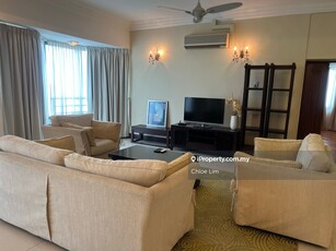 Middle floor renovated furnished seaview unit