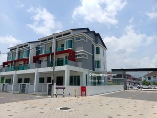 Newly completed 3 Storey Link House