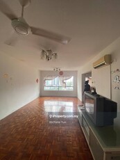 Partial furnished,freehold,non bumi,vacant now,1carpark,middle floor
