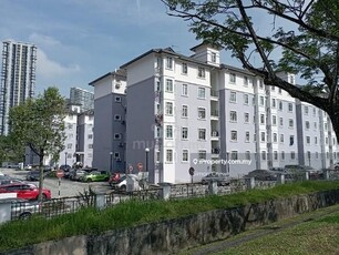 Sri Pinang Apartment Puchong well Kept For Rent
