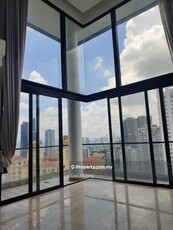 Top floor duplex penthouse with magnificent view&double volume ceiling