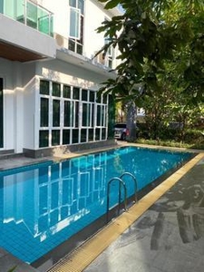 3 storey Bungalow House with lift For Sale @ Tar Villas, Ampang, Selangor