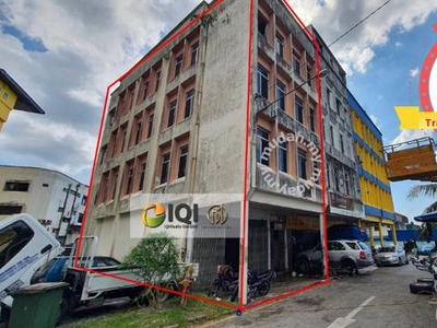 4 storey shoplot at Pending Area For Sale