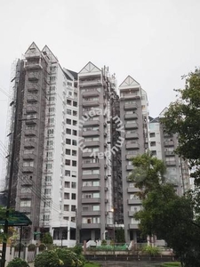 De Summit Condominium at Jalan Song, BDC