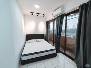 Female Balcony Room @ Palm Spring, Kota Damansara, Sunway Gizza Nexis, MRT Surian, Tropicana Gardens Mall, Dataran Sunway, IPC Mall, Ikea, The Curve