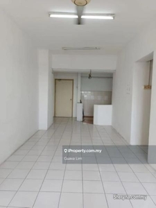 3R2BR Condo For Rent! Just Steps to LRT, Mall, Grocer &Restaurant