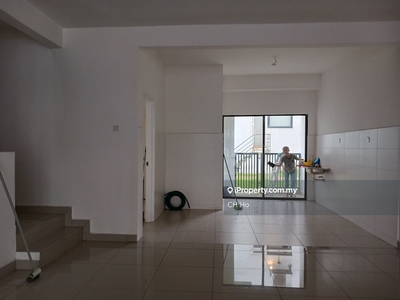 16 Sierra Odora Parkhomes Townhouse at Puchong for Rent