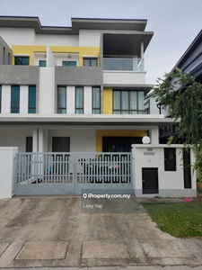 3 Storey Linked Semi D Lake View For Sale