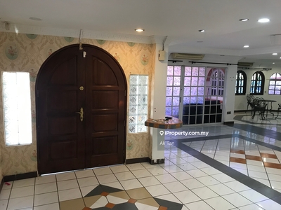 Usj1 Corner House for rent at rm 2.8k!