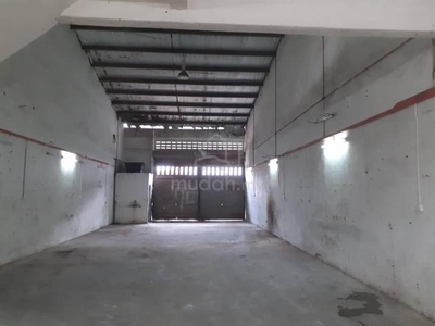 1.5 Storey Links Factory For RENT, Jalan Haji Sirat