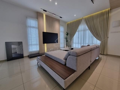 22x70 FREEHOLD 2 Storey 5 bedroom Saujana Bukit Katil near Molek Tehel