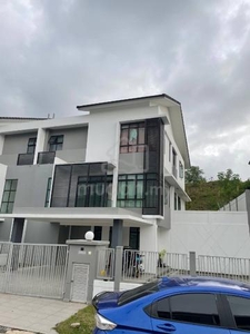 2.5 Storey Semi Detached House Taman Nusa Idaman For Sale