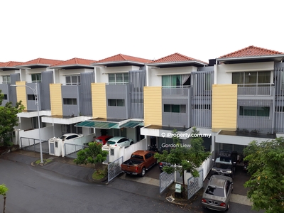 3 Storey 25x75 Nadayu 92 Superlink House For Rent