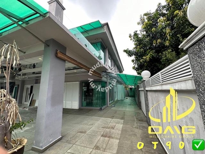 Bandar Bukit Tinggi 2 Semi D Corner Fully renovated n extended value b