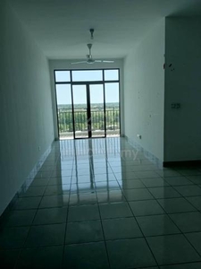 Benoni Garden Apartment 10th Floor With Lift Balcony Unfurnished