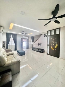 Double Storey Jalan Indah 12, Bukit Indah Rumah Rent Sewa Terace House