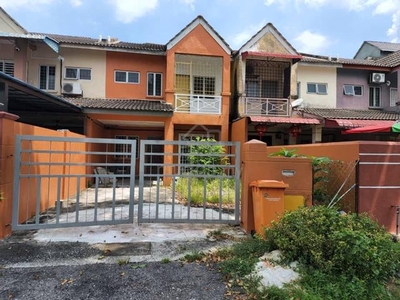 [Facing Empty] Rumah Teres Seroja BB7 Bukit Beruntung Semarak Tanjung
