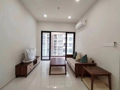 For Rent baypoint country garden danga bay