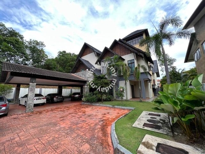[FULLY FURNISHED] 3.5 Storey Bungalow Country Heights Kajang
